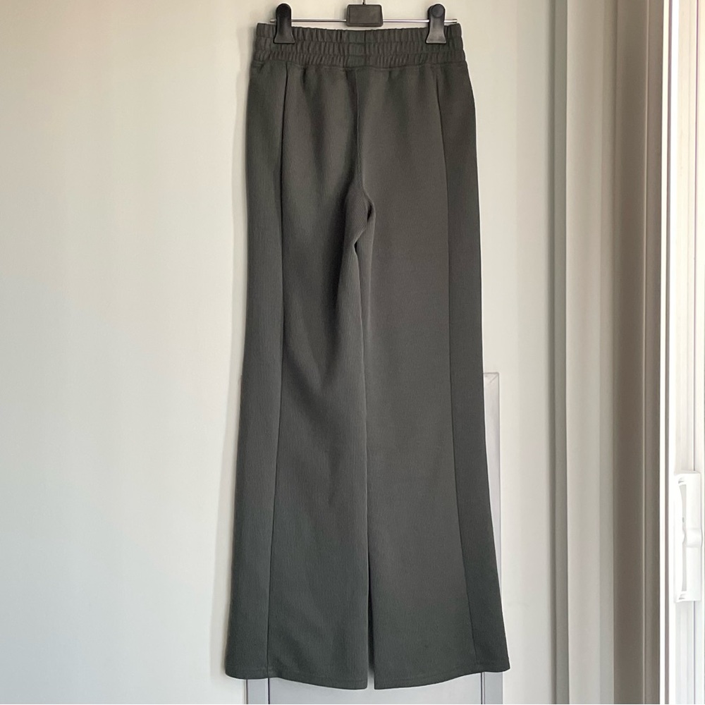 SPYDER Ribbed Wide-Leg Pants - Picture 3 of 7